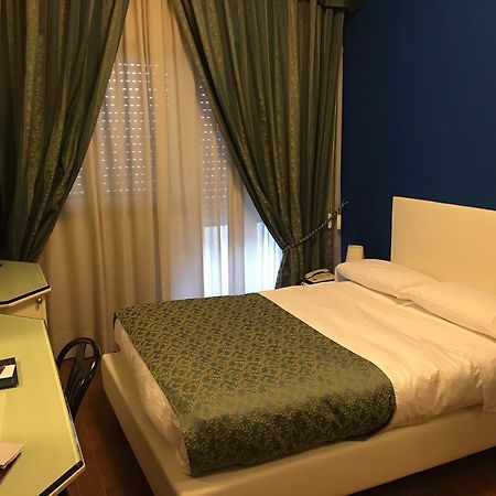 Grande Albergo Потенца Екстер'єр фото